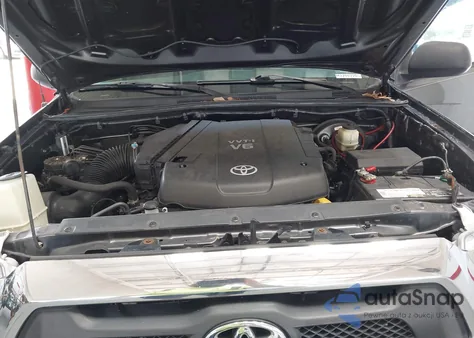 2014 Toyota Tacoma Prerunner V6 z USA, uszkodzony, nr VIN 3TMJU4GN2EM169362